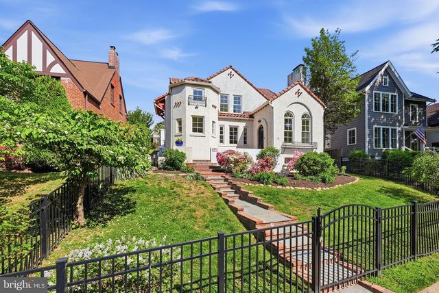 1815 N HIGHLAND ST, Arlington, VA 22201