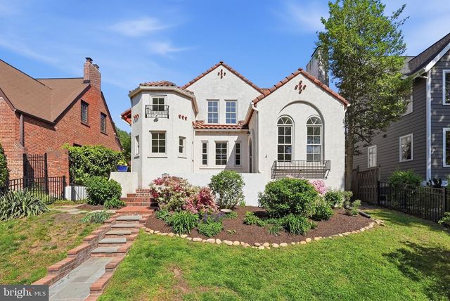 1815 N HIGHLAND ST, Arlington, VA 22201