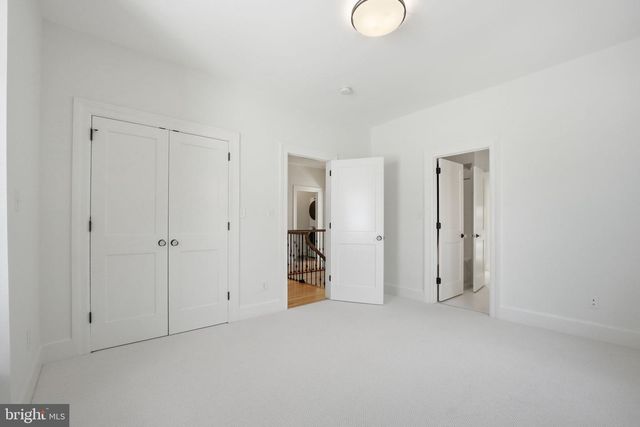 1815 N HIGHLAND ST, Arlington, VA 22201