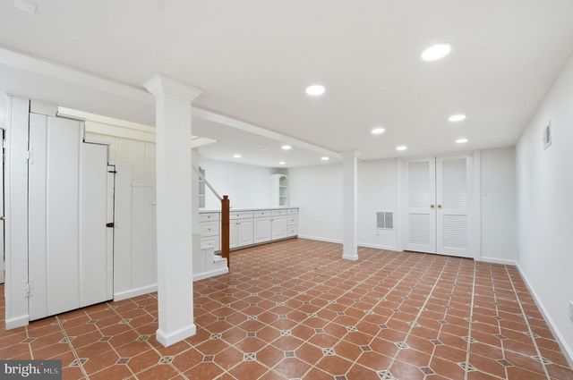 1815 N HIGHLAND ST, Arlington, VA 22201