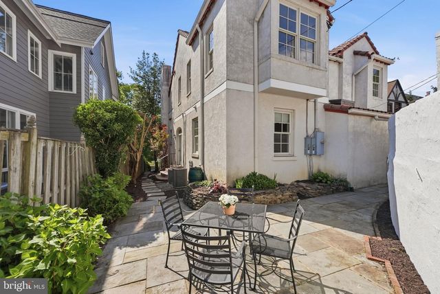 1815 N HIGHLAND ST, Arlington, VA 22201