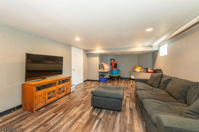 112 Main St, Lincoln Park Boro, NJ 07035