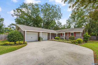18 Sandra Lane, Athens, AL 35611