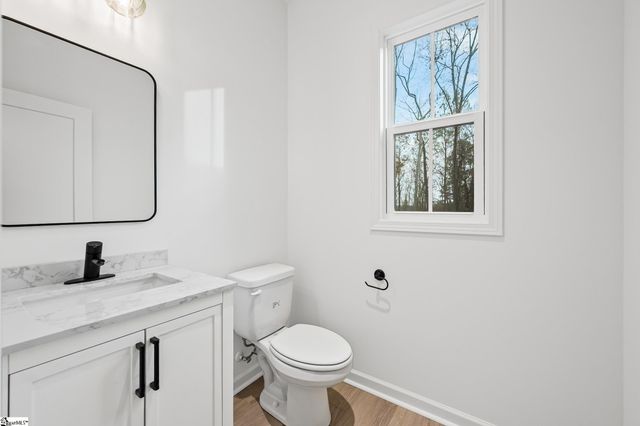 124 Guest Circle, Anderson, SC 29621