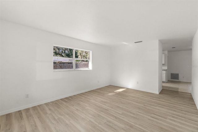 145 OAK RIDGE AVENUE, Edgewater, FL 32132