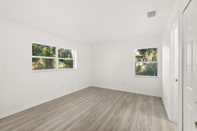 145 OAK RIDGE AVENUE, Edgewater, FL 32132