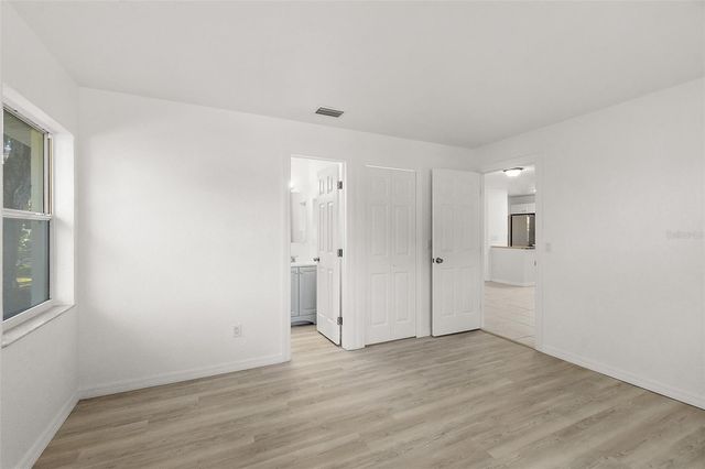 145 OAK RIDGE AVENUE, Edgewater, FL 32132