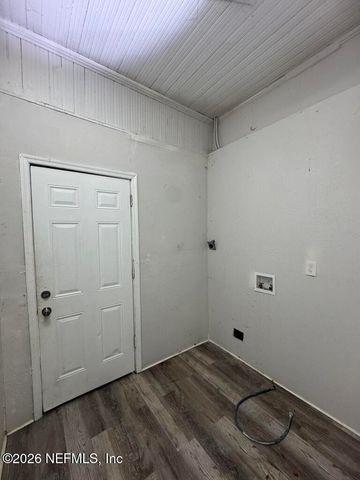 1050 W 8TH Street, Jacksonville, FL 32209