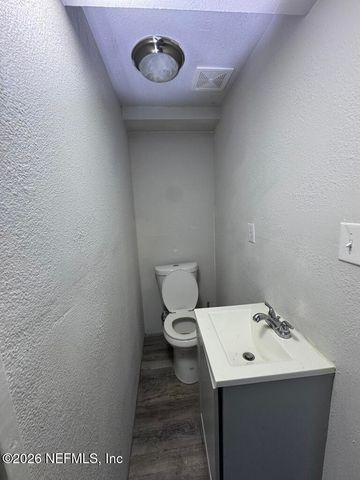 1050 W 8TH Street, Jacksonville, FL 32209