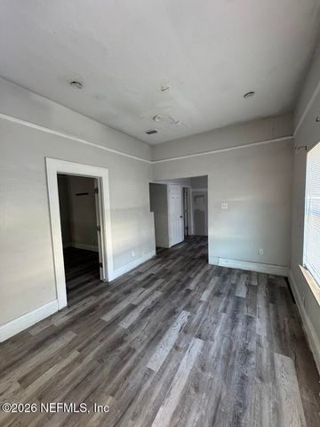 1050 W 8TH Street, Jacksonville, FL 32209
