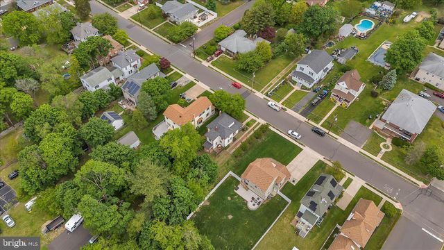 42 HAINES AVE, Berlin, NJ 08009