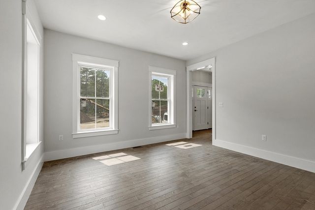 22 Waites Crossing, Norfolk, MA 02056