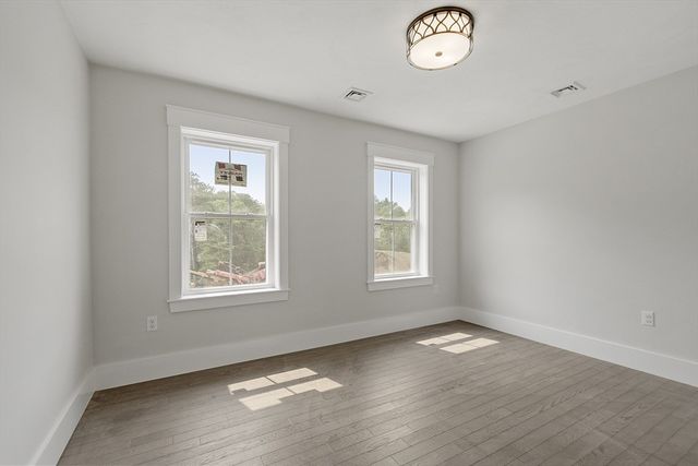 22 Waites Crossing, Norfolk, MA 02056