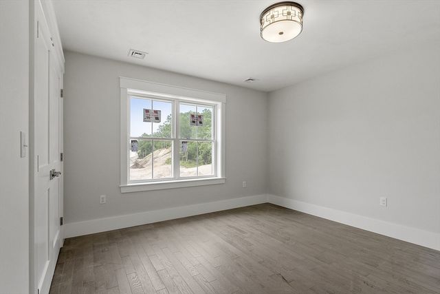 22 Waites Crossing, Norfolk, MA 02056