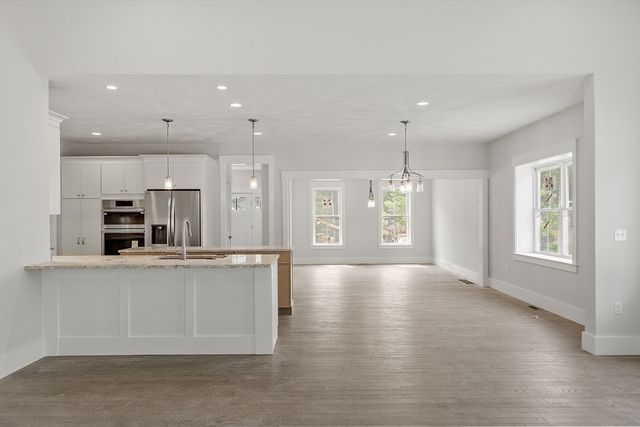 22 Waites Crossing, Norfolk, MA 02056