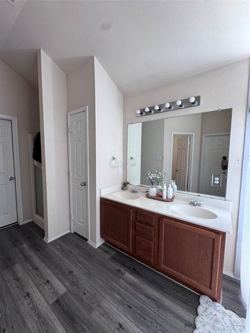 6812 Wilhelmina Drive, Dallas, TX 75237