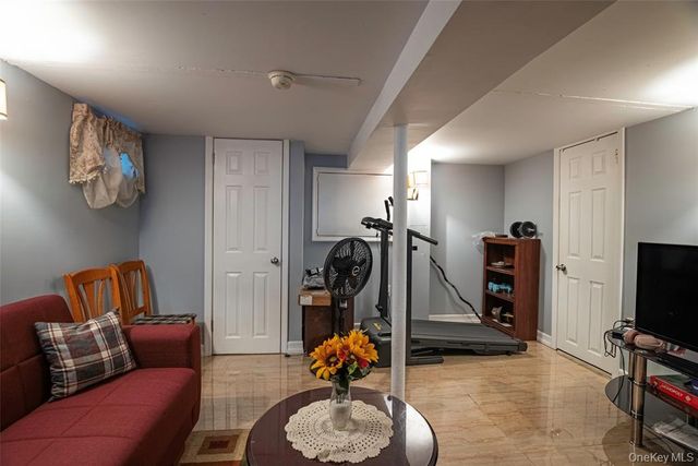 112-28 200th Street, New York City, NY 11412