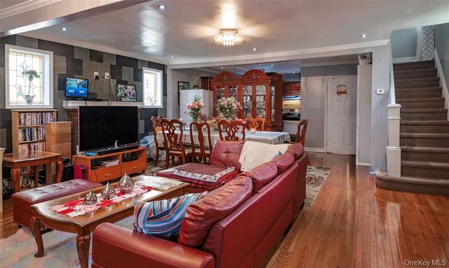 112-28 200th Street, New York City, NY 11412