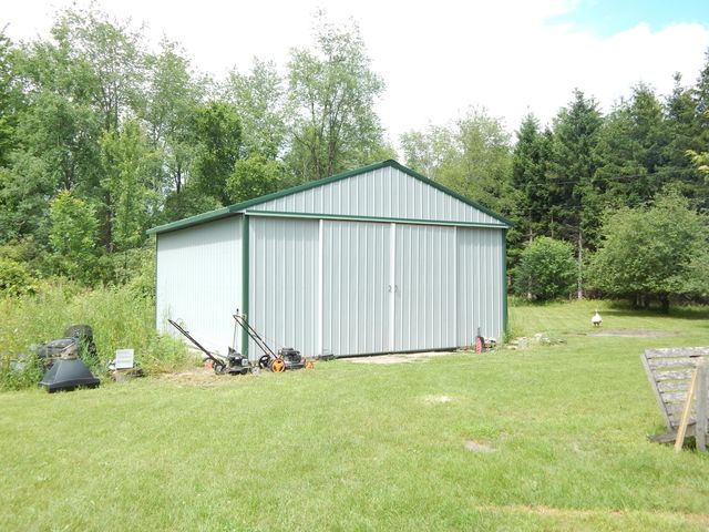 12270 E Bailey Road, Moorland Twp, MI 49451