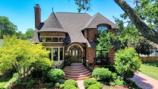 1321 Glenlake Avenue, Park Ridge, IL 60068
