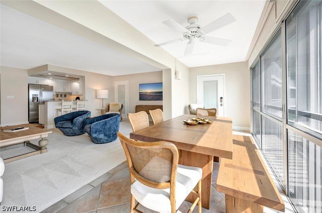 2800 Gulf Shore BLVD N 304, Naples, FL 34103