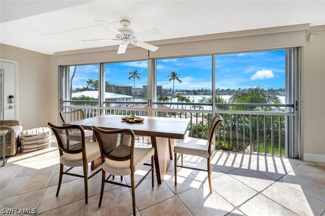 2800 Gulf Shore BLVD N 304, Naples, FL 34103