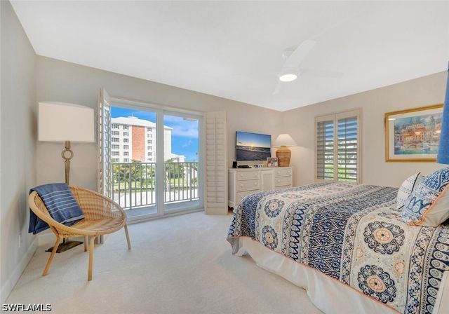 2800 Gulf Shore BLVD N 304, Naples, FL 34103