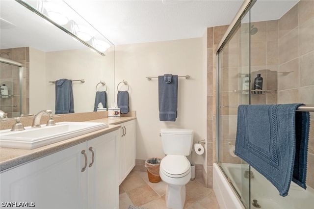 2800 Gulf Shore BLVD N 304, Naples, FL 34103