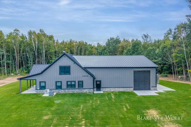 13980 12 Mile, Remus, MI 49340