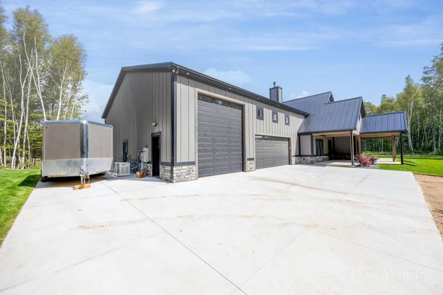 13980 12 Mile, Remus, MI 49340