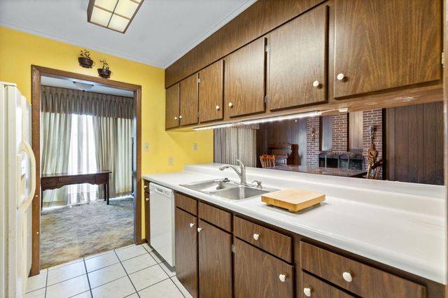 1415 Pennsylvania Avenue, Etowah, TN 37331