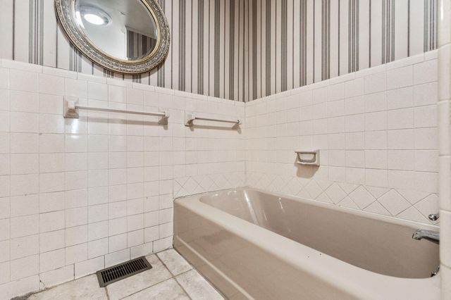 1415 Pennsylvania Avenue, Etowah, TN 37331