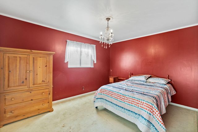 1415 Pennsylvania Avenue, Etowah, TN 37331