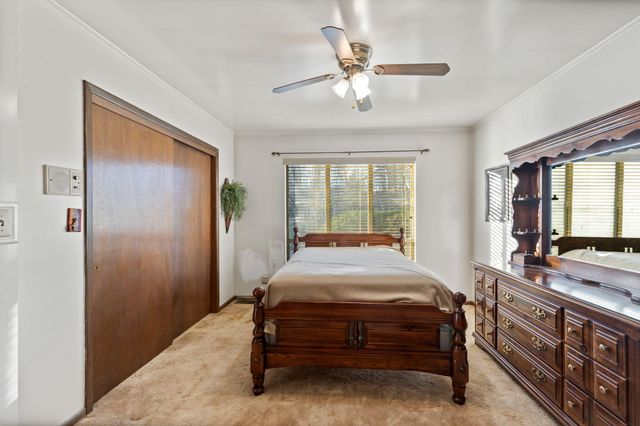 1415 Pennsylvania Avenue, Etowah, TN 37331