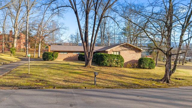 1415 Pennsylvania Avenue, Etowah, TN 37331