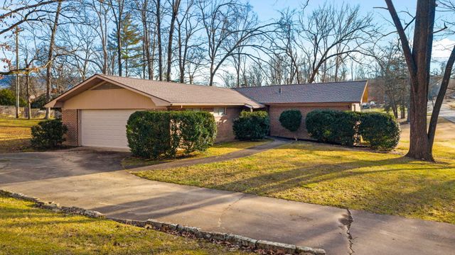 1415 Pennsylvania Avenue, Etowah, TN 37331