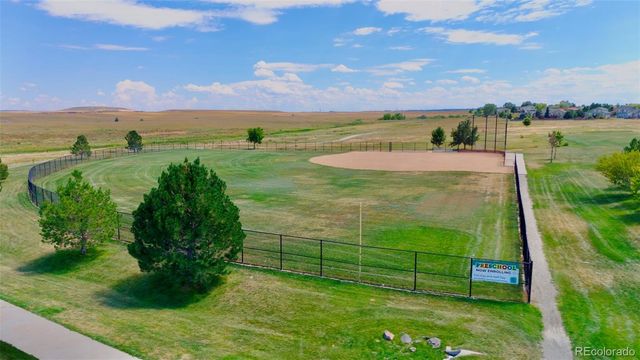 2540 S Bahama Way, Aurora, CO 80013