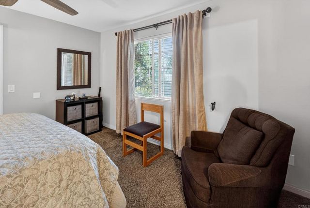 523 Graves Avenue 104, El Cajon, CA 92020