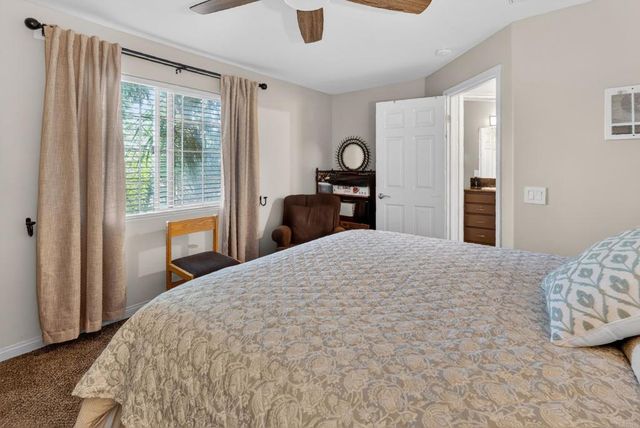 523 Graves Avenue 104, El Cajon, CA 92020