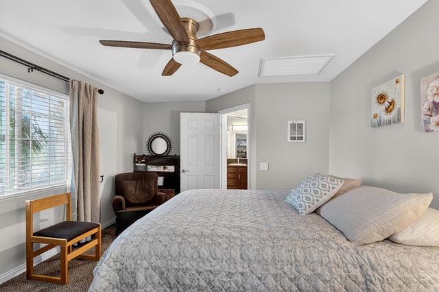 523 Graves Avenue 104, El Cajon, CA 92020