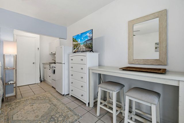 101 Blossom Lane K, Palm Beach Shores, FL 33404