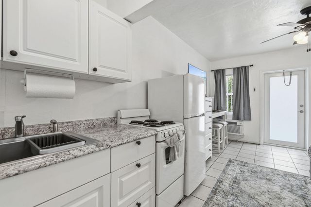 101 Blossom Lane K, Palm Beach Shores, FL 33404