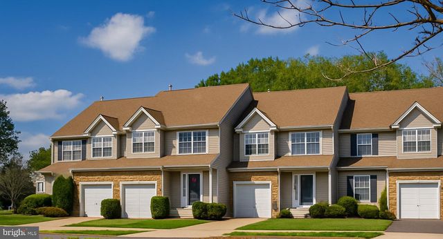 361 HIDDEN DR, Blackwood, NJ 08012