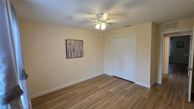 200 HOUR GLASS CIRCLE, Hawthorne, FL 32640