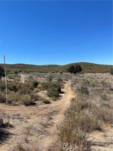 20 Stier, Hemet, CA 92544