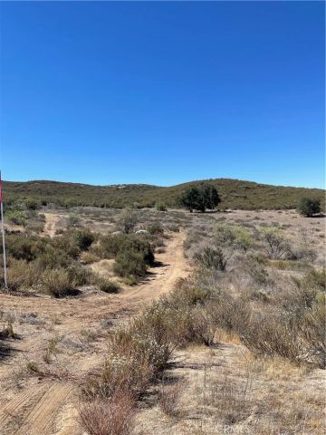 20 Stier, Hemet, CA 92544