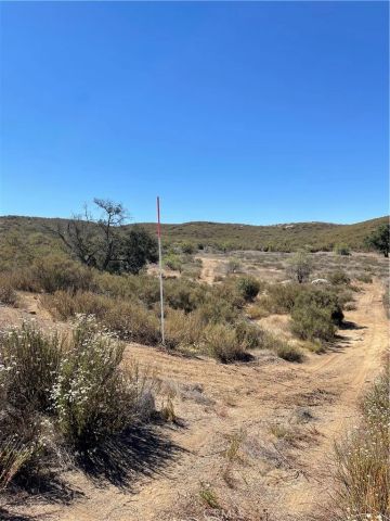 20 Stier, Hemet, CA 92544
