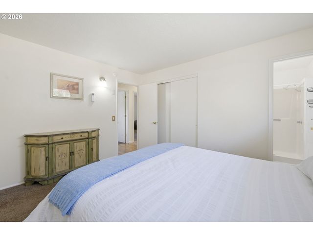 47 VAN FOSSEN Ct, Eugene, OR 97404