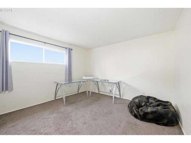 47 VAN FOSSEN Ct, Eugene, OR 97404