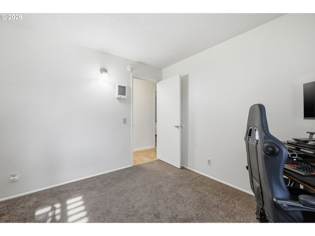 47 VAN FOSSEN Ct, Eugene, OR 97404